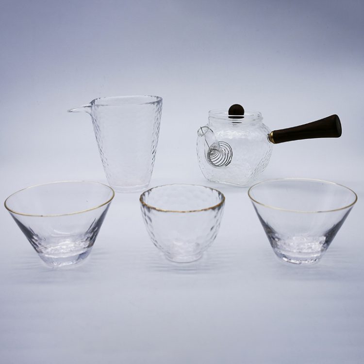 glass_20220809090416